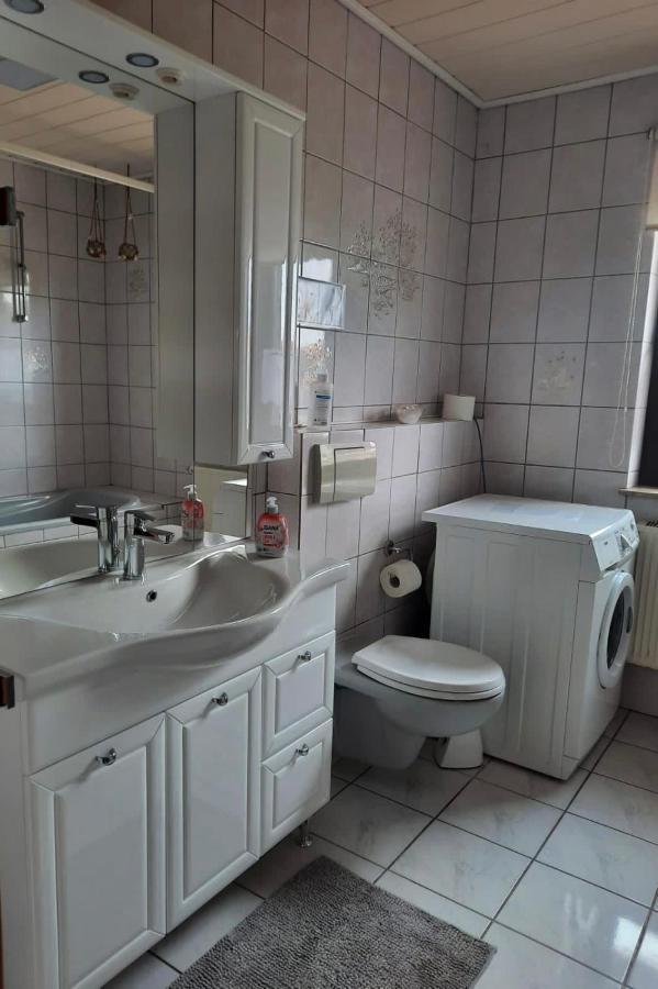 Privatzimmer Koenig Kassel Exterior foto